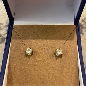 .75 Carat Diamond Studs 10K Yellow Gold Earrings